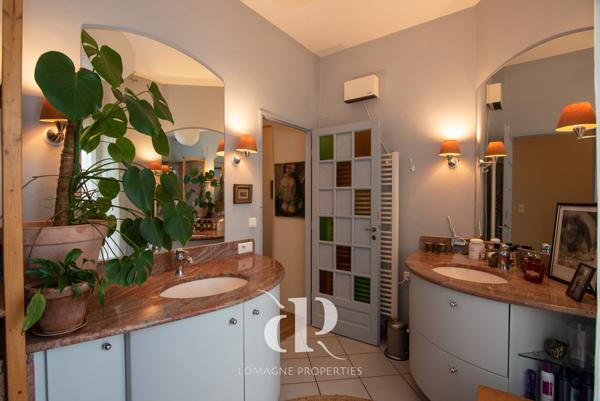 Lectoure (32700) Maison de ville à Lectoure avec jardin et vue