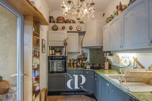 Lectoure (32700) Maison de ville à Lectoure avec jardin et vue