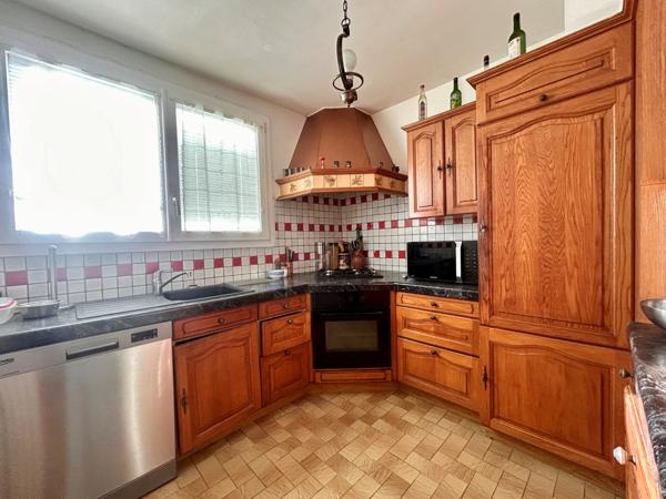 Appartement 5 pièces - PROCHE CHU Poitiers (86000)