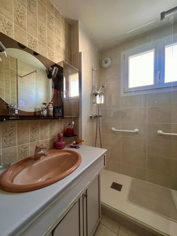 Appartement 5 pièces - PROCHE CHU Poitiers (86000)