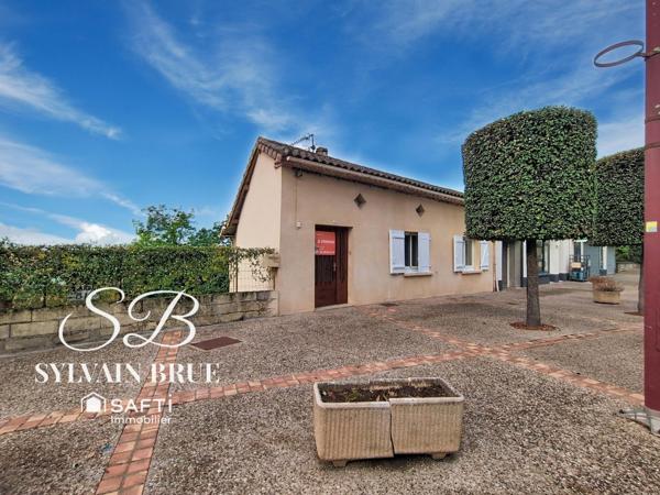 Maison de village rénovée avec terrasse panoramique – 113 m²