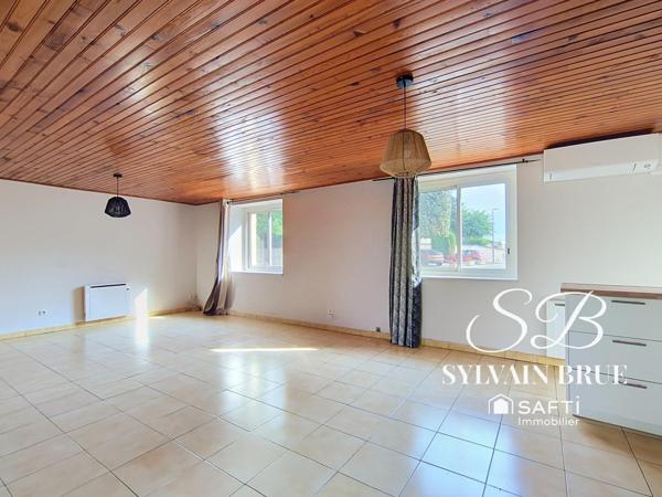 Maison de village rénovée avec terrasse panoramique – 113 m²