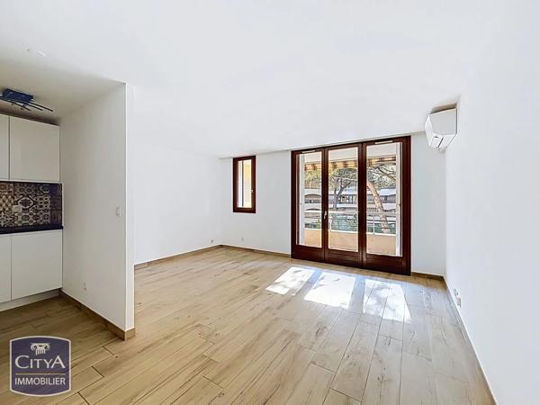 Appartement à vendre 1 pièce 31m² Fréjus (83600)