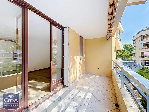Appartement à vendre 1 pièce 31m² Fréjus (83600)