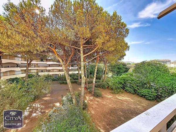 Appartement à vendre 1 pièce 31m² Fréjus (83600)