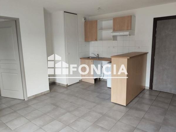 Location Appartement 2 pièces 37.25 m² - 5 RUE VICTOR POUGET Agde 34300
