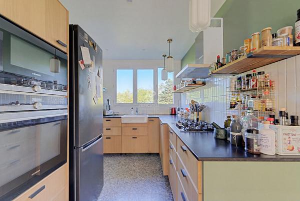 Appartement Saint Germain En Laye 4 pièce(s) 81.38m2 €650 000 ** - Référence 17688