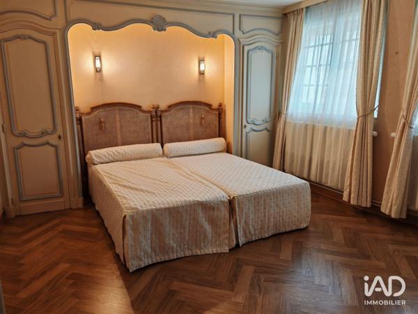 Maison à vendre 6 pièces 209 m² Châteauvillain