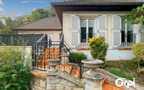 Maison à vendre    4 pièces • 112 m2 Pont-Sainte-Maxence