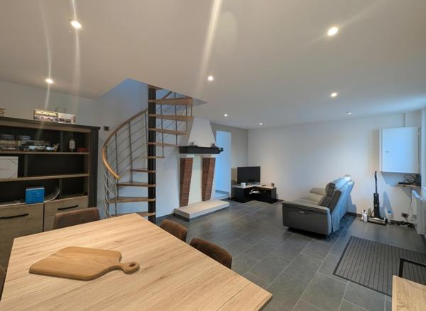 Le "Nid Sous les Étoiles" Maison rénovée avec extérieur – l’achat idéal pour démarrer sereinement