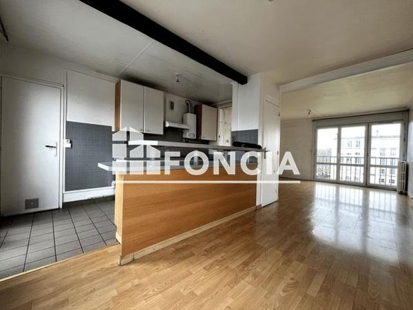 À vendre Appartement 5 pièces 67.9 m² - Dreux 28100