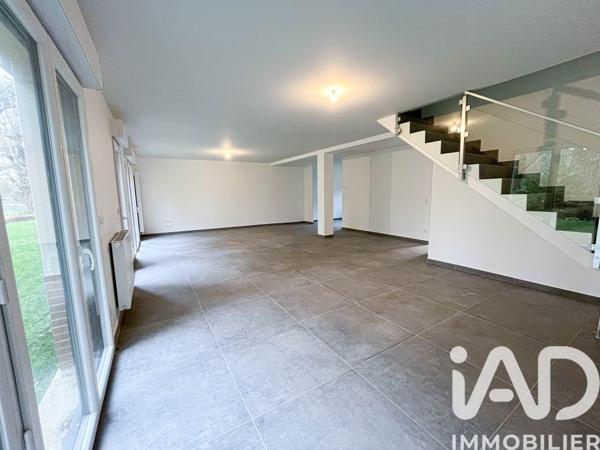 Maison à vendre 6 pièces 141 m² Mantes-la-Ville
