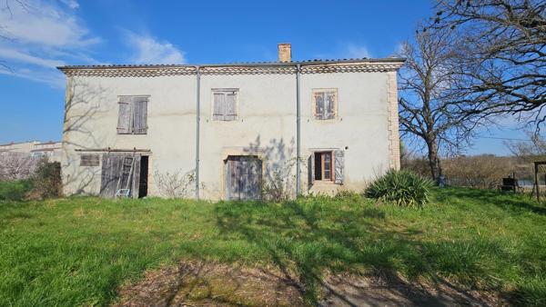 Superbe Ferme - 300m2 - Fort potentiel - dépendances
