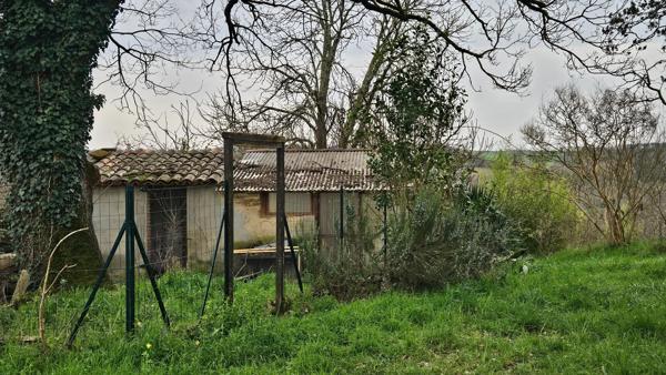 Superbe Ferme - 300m2 - Fort potentiel - dépendances