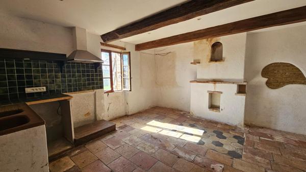 Superbe Ferme - 300m2 - Fort potentiel - dépendances