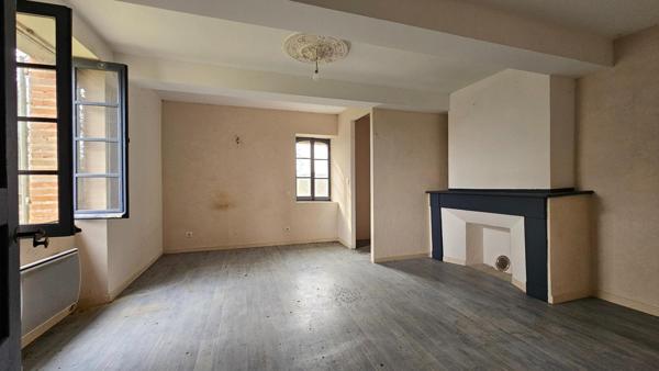 Superbe Ferme - 300m2 - Fort potentiel - dépendances