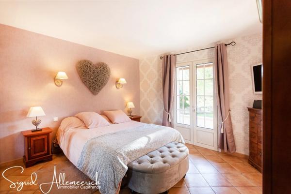 AUDE, En périphérie de Carcassonne, maison 377m² sur parc clos possibilité gîte