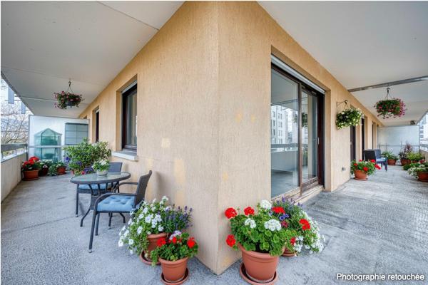 T4 84 m² – Douane Moëllesulaz – Balcon 38 m² – Tram au pied - Idéal frontalier