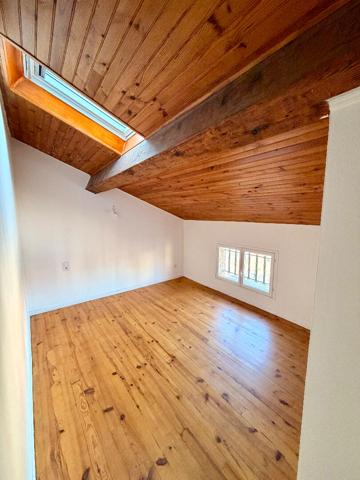 Location / Vaste duplex 97m2, 3 chambres Perpignan secteur Torcatis.