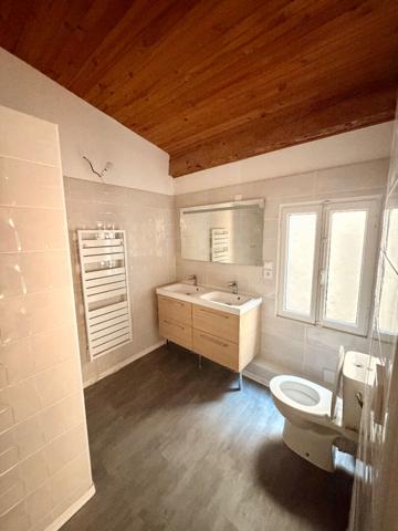 Location / Vaste duplex 97m2, 3 chambres Perpignan secteur Torcatis.