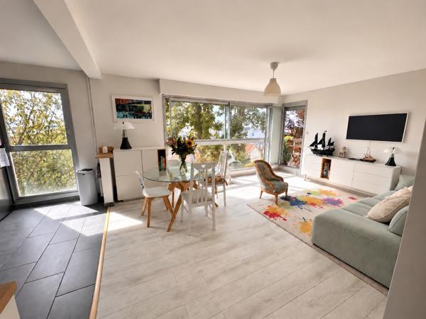 PROCHE PRÉFECTURE,VUE DEGAGEE,BALCON,RESIDENCE SECURISEE, PARC,GARDIEN