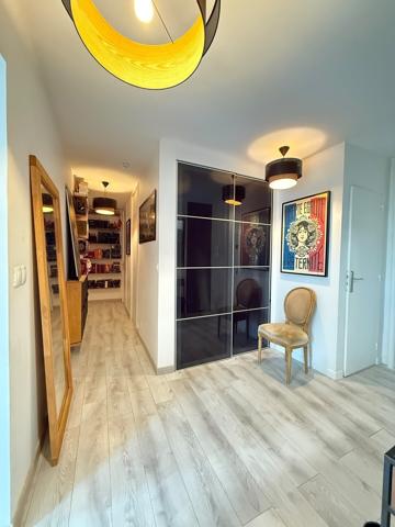 PROCHE PRÉFECTURE,VUE DEGAGEE,BALCON,RESIDENCE SECURISEE, PARC,GARDIEN