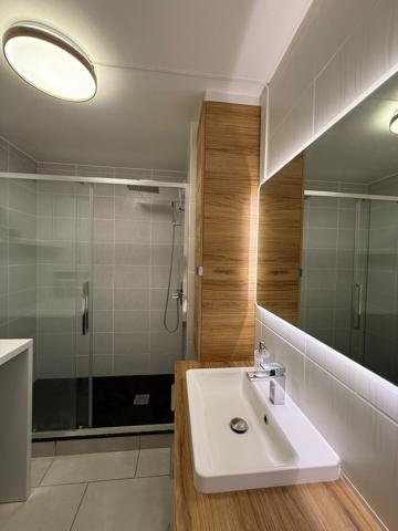 PROCHE PRÉFECTURE,VUE DEGAGEE,BALCON,RESIDENCE SECURISEE, PARC,GARDIEN