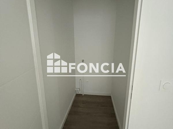 Location Appartement 2 pièces 45.11 m² - 32 RUE ALEXIS LEGUILLON Vannes 56000