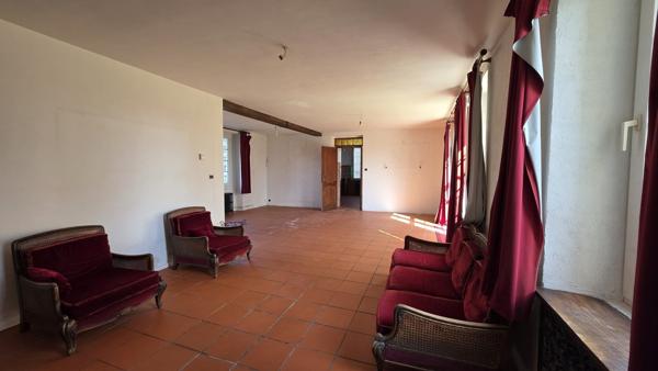 Maison
         4 pièces
        - 176 m² Exclusivité