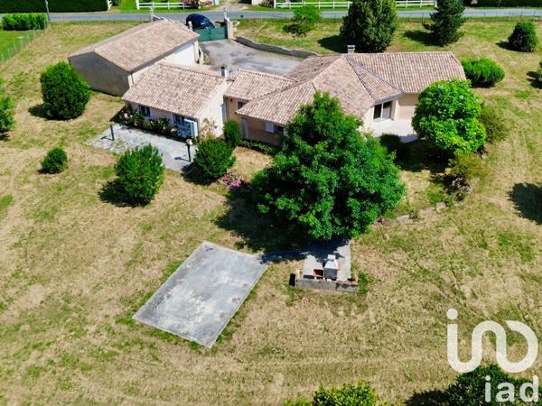 Maison à vendre 4 pièces 144 m² Saint-Germain-et-Mons