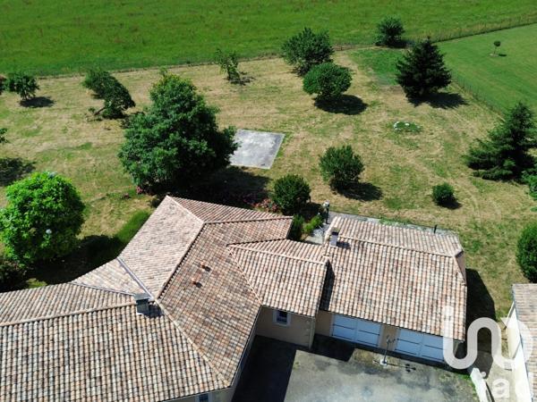 Maison à vendre 4 pièces 144 m² Saint-Germain-et-Mons