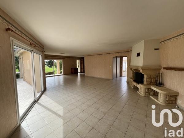 Maison à vendre 4 pièces 144 m² Saint-Germain-et-Mons