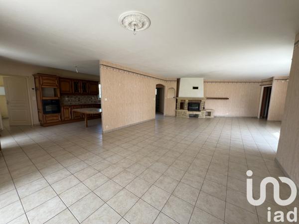 Maison à vendre 4 pièces 144 m² Saint-Germain-et-Mons