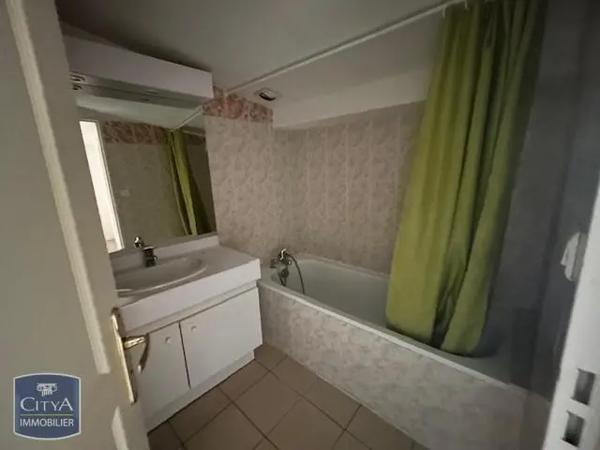 Appartement à louer 3 pièces 48.04m²