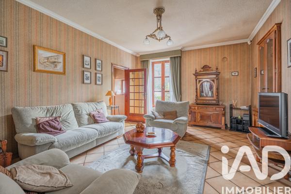 Maison à vendre 6 pièces 214,25 m² Jarrie