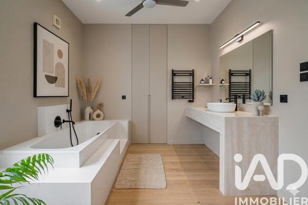 Maison à vendre 6 pièces 214,25 m² Jarrie