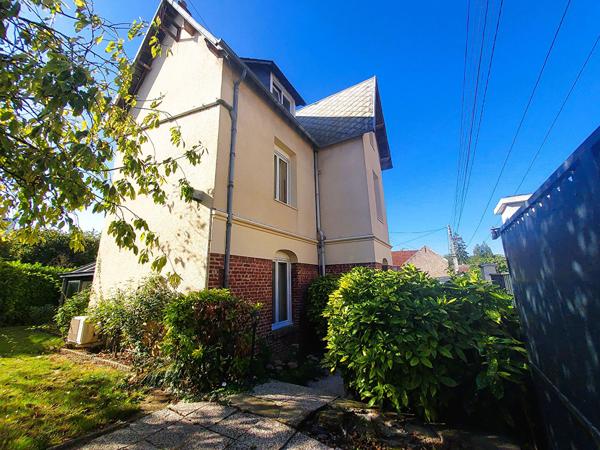 Maison 8 pièces 194.85 m2