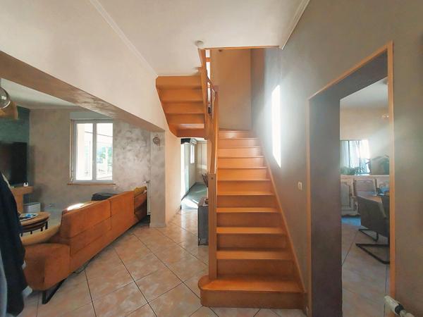 Maison 8 pièces 194.85 m2