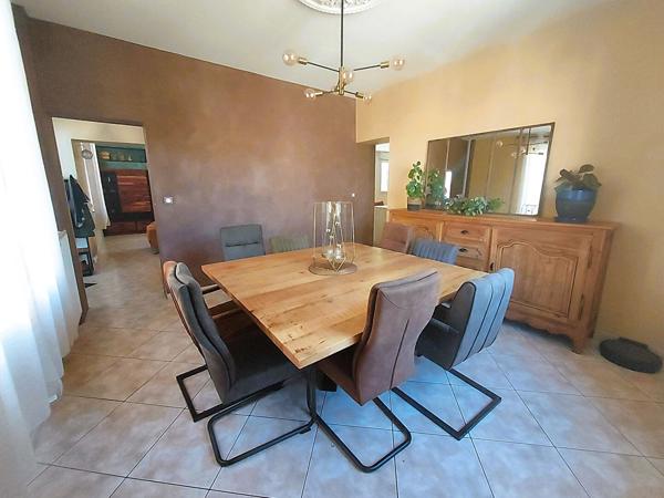 Maison 8 pièces 194.85 m2