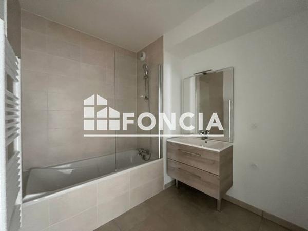 Location Appartement 4 pièces 91.2 m² - Bordeaux 33100