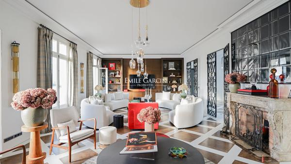 À Vendre - Appartement  - Neuilly-Sur-Seine - 92200 - Appartement - Balcon - 4 Chambres