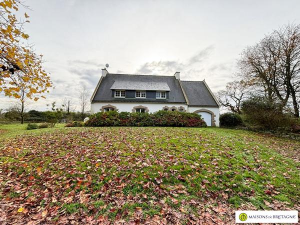 29300 QUIMPERLE Maison au calme, entre bourg et mer , à vendre à Quimperlé 7 pièces 156 m2