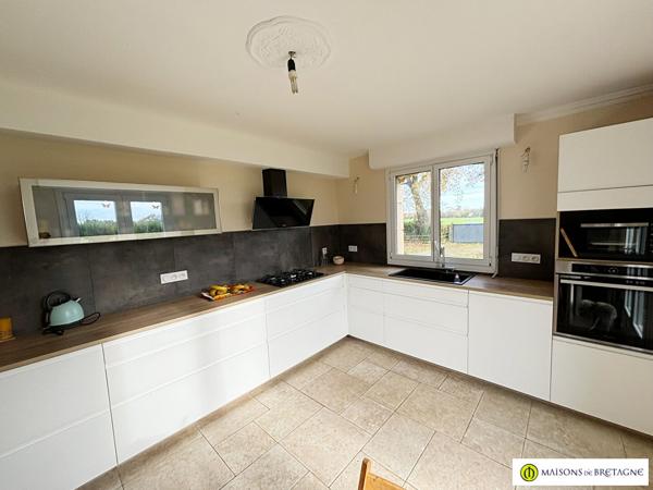29300 QUIMPERLE Maison au calme, entre bourg et mer , à vendre à Quimperlé 7 pièces 156 m2