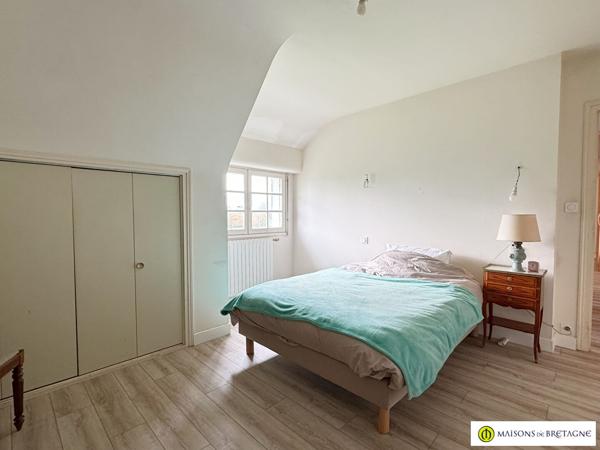 29300 QUIMPERLE Maison au calme, entre bourg et mer , à vendre à Quimperlé 7 pièces 156 m2