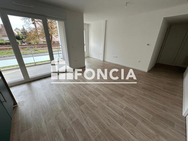 Location Appartement 3 pièces 59.39 m² - 19 QUAI CAMERE ET 38 AVENUE DE PARIS Vernon 27200