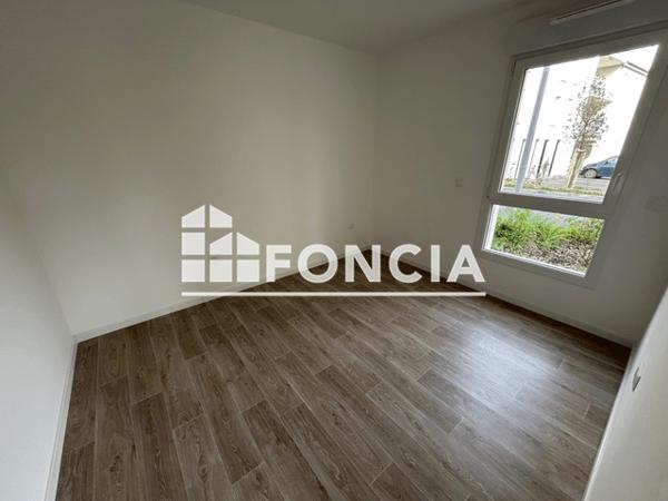 Location Appartement 3 pièces 59.39 m² - 19 QUAI CAMERE ET 38 AVENUE DE PARIS Vernon 27200