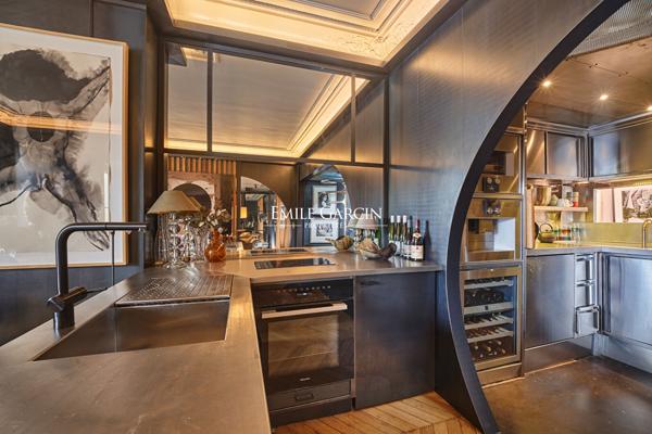 A vendre - Appartement en duplex - Paris 75010 -  dernier étage - Canal Saint-Martin