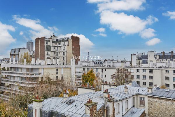 À Vendre - Neuilly Sur Seine - 92200 - Hôtel Particulier - 392m2 - 6 Chambres - Jardin - Rooftop