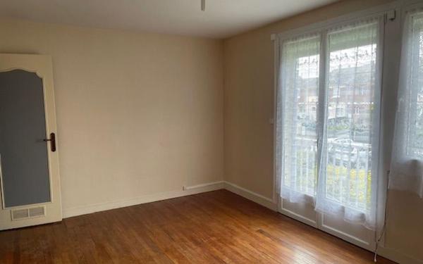 Appartement à louer    3 pièces • 53,69 m2 Eu