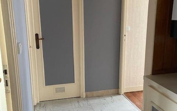 Appartement à louer    3 pièces • 53,69 m2 Eu